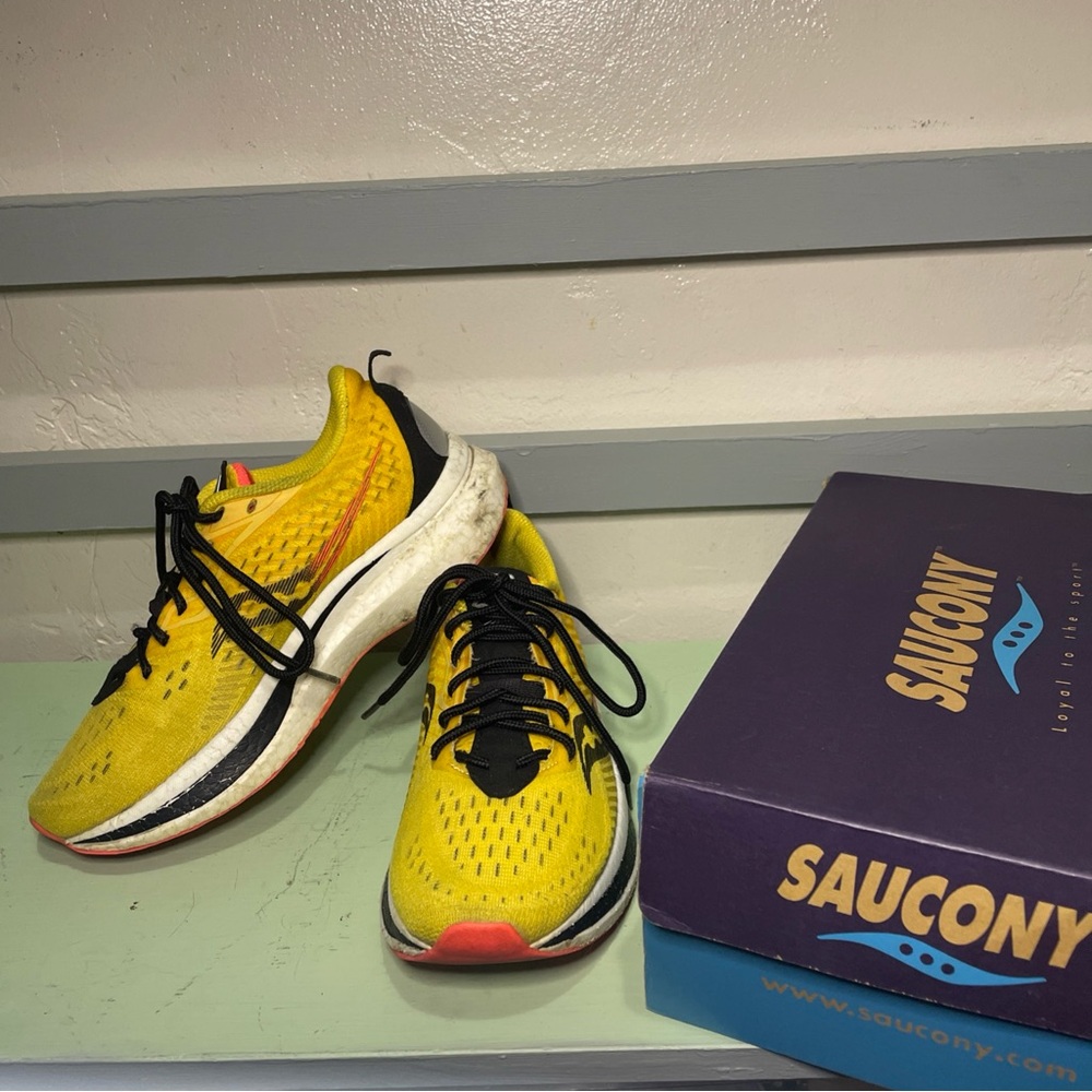 Saucony Endorphin Speed 2 Running Shoes Womens Size 7 Sneaker Training Athletic